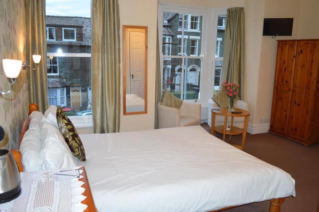 Dunsford Guest House Кесвік Екстер'єр фото